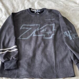 Aelfric Eden Gray Long Sleeve Tee